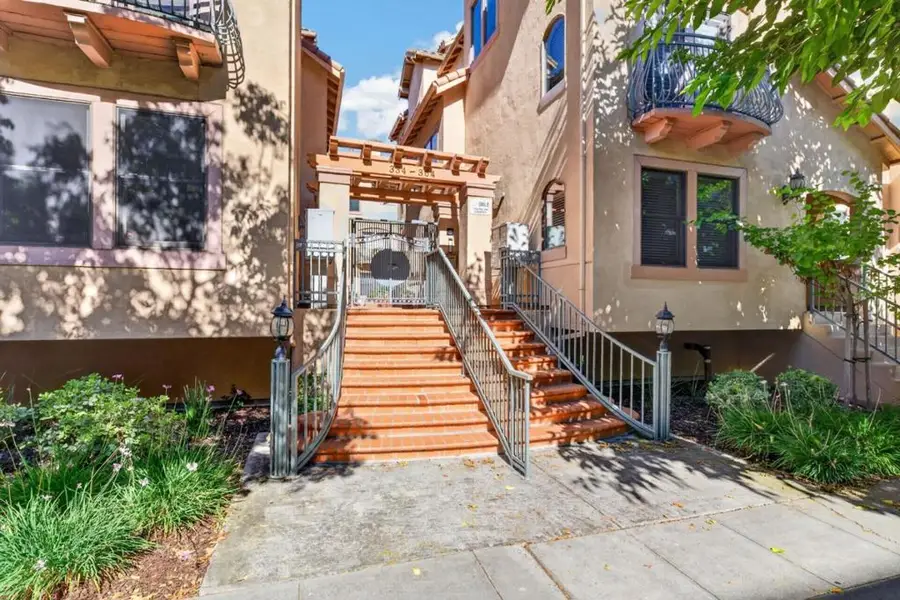 358 Bryant Street, Mountain View, CA 94041 - #2