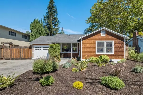 1131 King Street, Redwood City, CA 94061