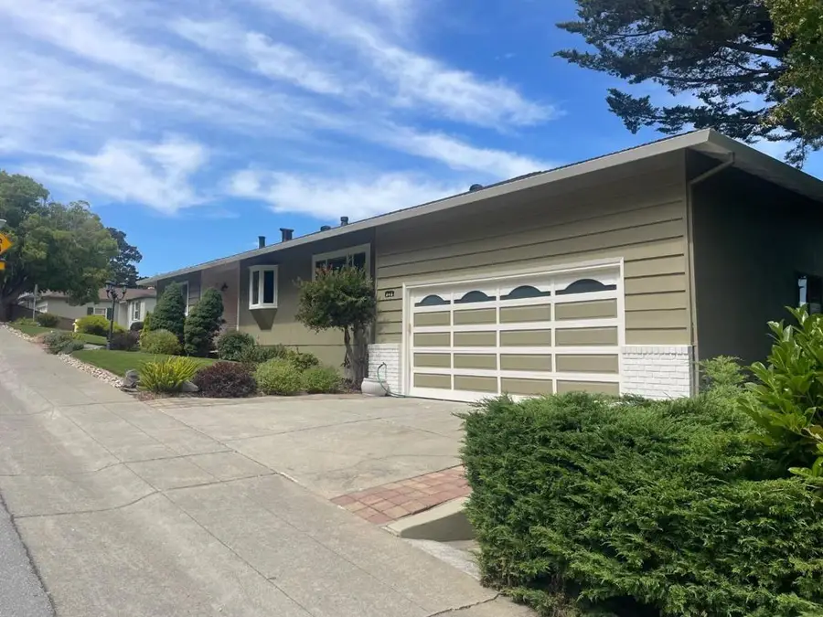 340 W 39th Avenue, San Mateo, CA 94403 - #2