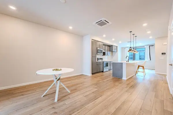 290 Waters Park Circle, San Mateo, CA 94403