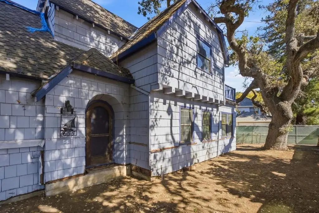 655 Embarcadero Road, Palo Alto, CA 94301 - #1