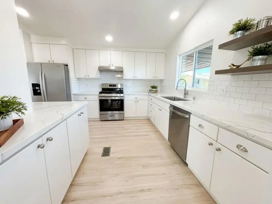 118 Chateau La Salle Drive, San Jose, CA 95111 - #2