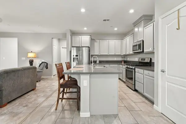 863 Fritz Drive, Los Banos, CA 93635