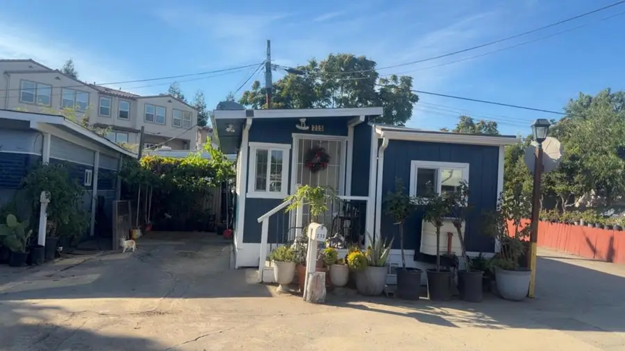 527 Mclaughlin Avenue #215, San Jose, CA 95116 - #2