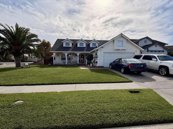 1 Beacon Hill Circle, Salinas, CA 93906