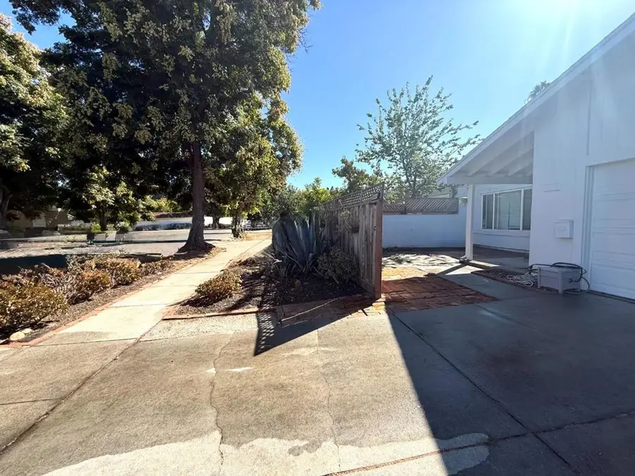 3843 Marfrance Drive, San Jose, CA 95121 - #2