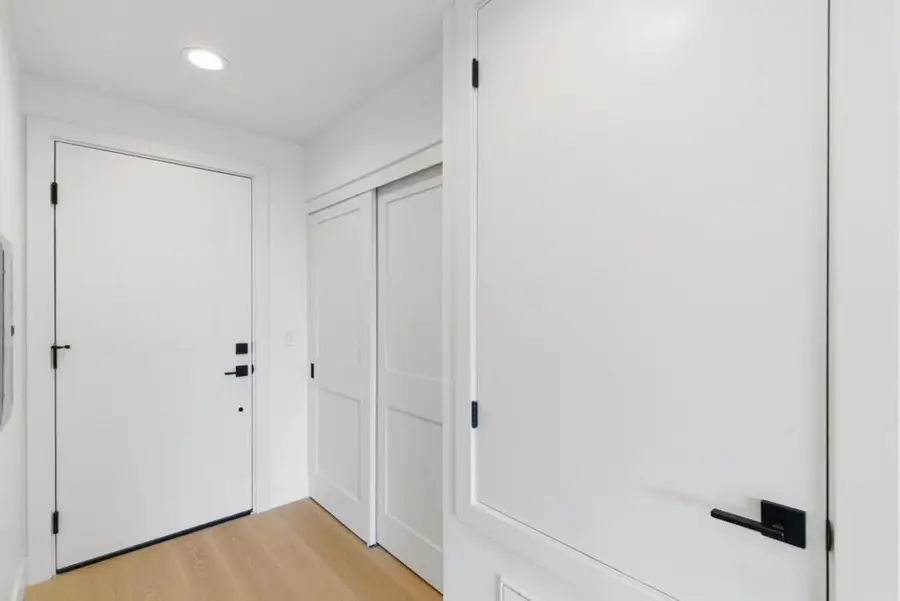 560 El Camino Real #206, San Carlos, CA 94070 - #2