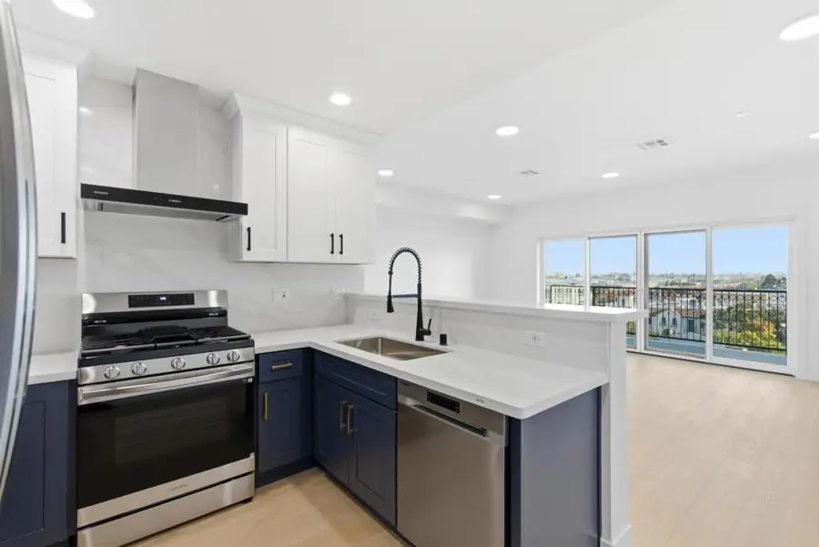 560 El Camino Real #206, San Carlos, CA 94070 - #3