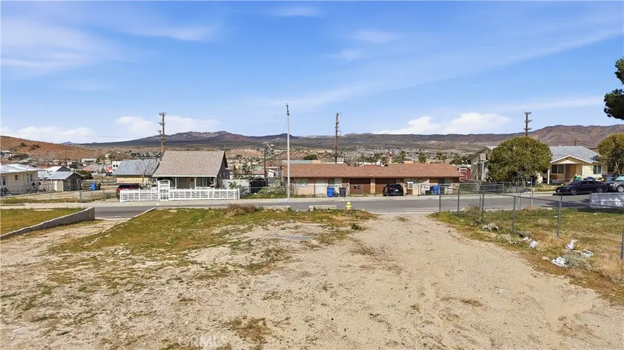 212 E Fredricks Street, Barstow, CA 92311 - #2