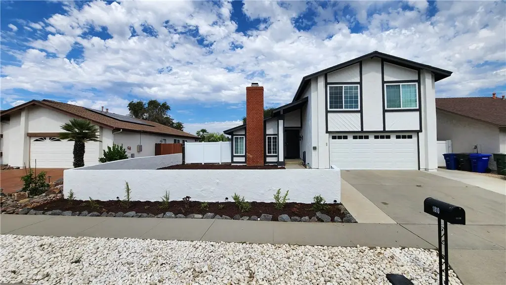 1810 Manzanita Court, Vista, CA 92083 - #1