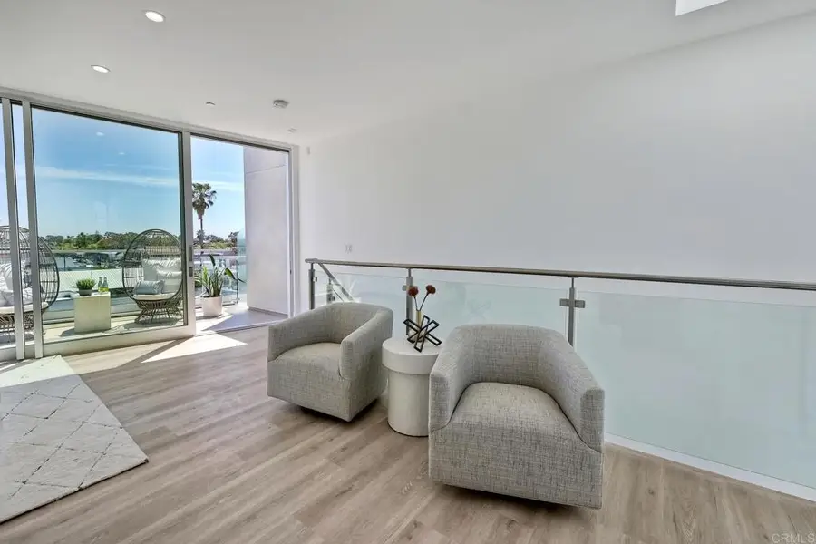 2646 State Street #D, Carlsbad, CA 92008 - Image #2