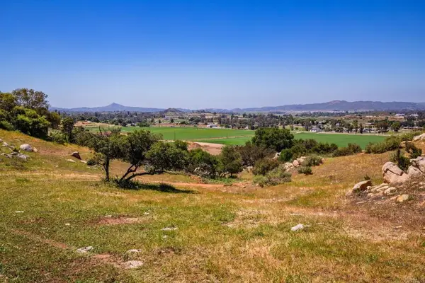 2342 Dye Road, Ramona, CA 92065