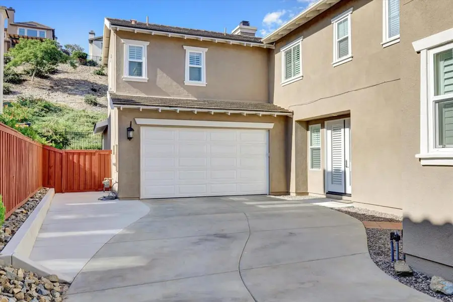 1823 Sheridan Way, San Marcos, CA 92078 - Image #2