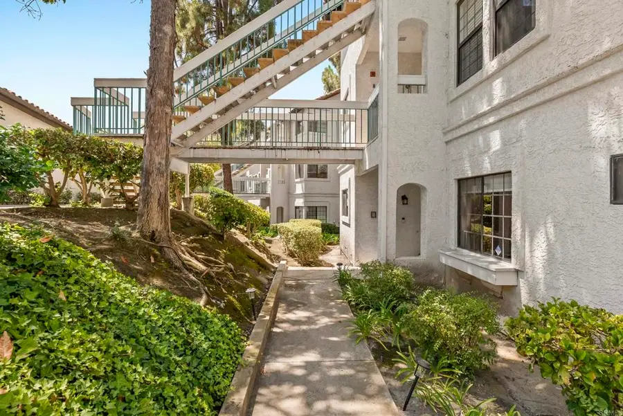 16232 Avenida Venusto #B, San Diego, CA 92128 - Image #3