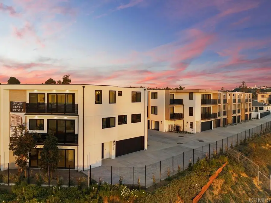 4224 Tonopah Avenue, San Diego, CA 92110 - #2