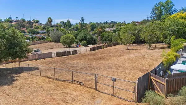 1273 Birch Way, Escondido, CA 92027