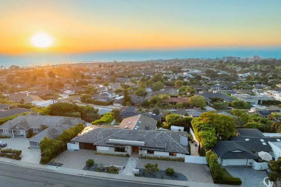 1126 Muirlands Vista Way, La Jolla, CA 92037 - #3
