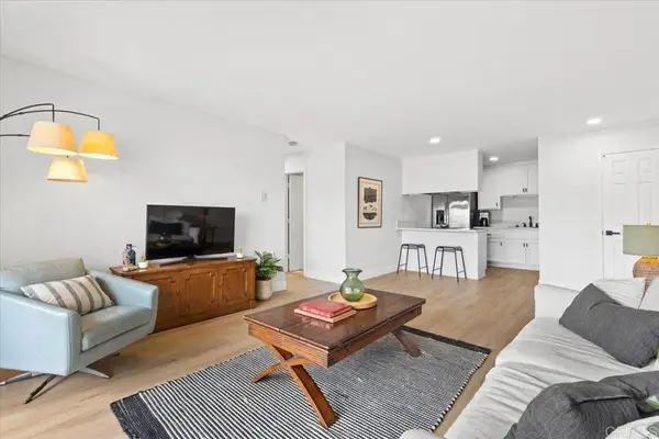 2352 Hosp Way #245, Carlsbad, CA 92008