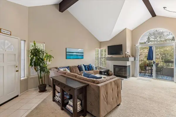 11350 Camino Playa Cancun #3, San Diego, CA 92124