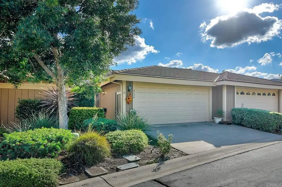 8539 Circle R Valley Lane, Escondido, CA 92026 - Image #2