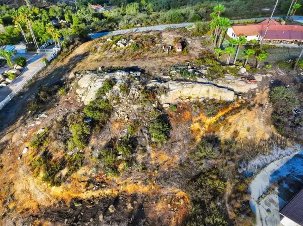 14027 Calle De Vista, Valley Center, CA 92082