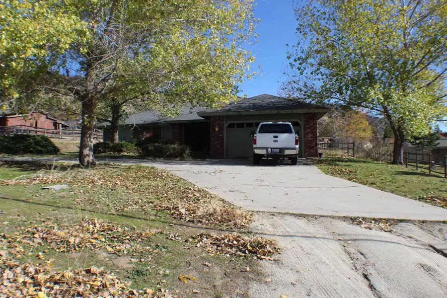 23950 Jacaranda Drive, Tehachapi, CA 93561 - #2