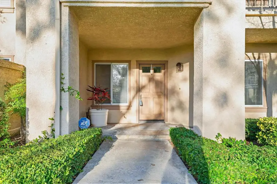 63 Encantado Canyon, Rancho Santa Margarita, CA 92688 - Image #3
