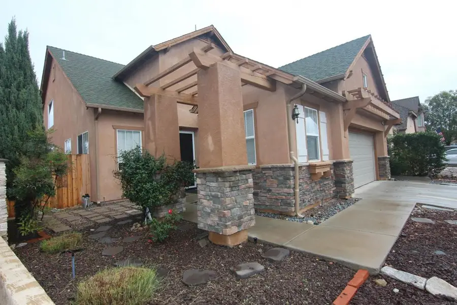 445 Poets Square, Fallbrook, CA 92028 - #2