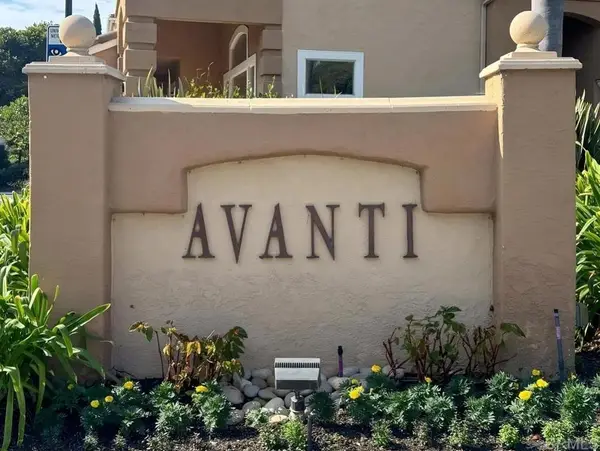 7122 Calabria Ct #E, San Diego, CA 92122