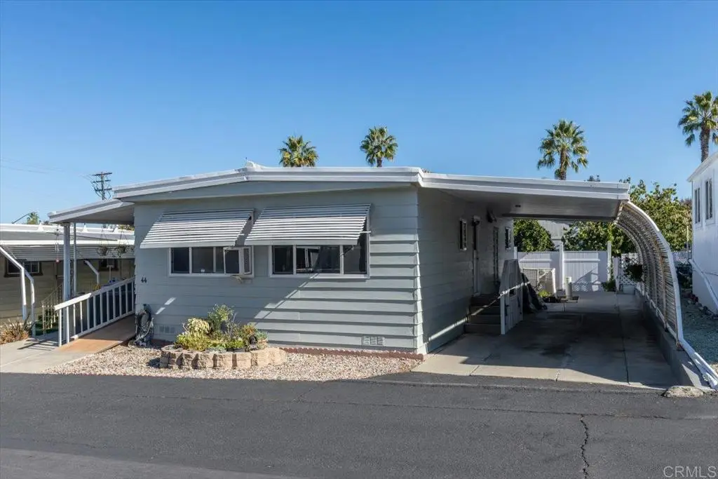 718 Sycamore Avenue #44, Vista, CA 92083 - #1