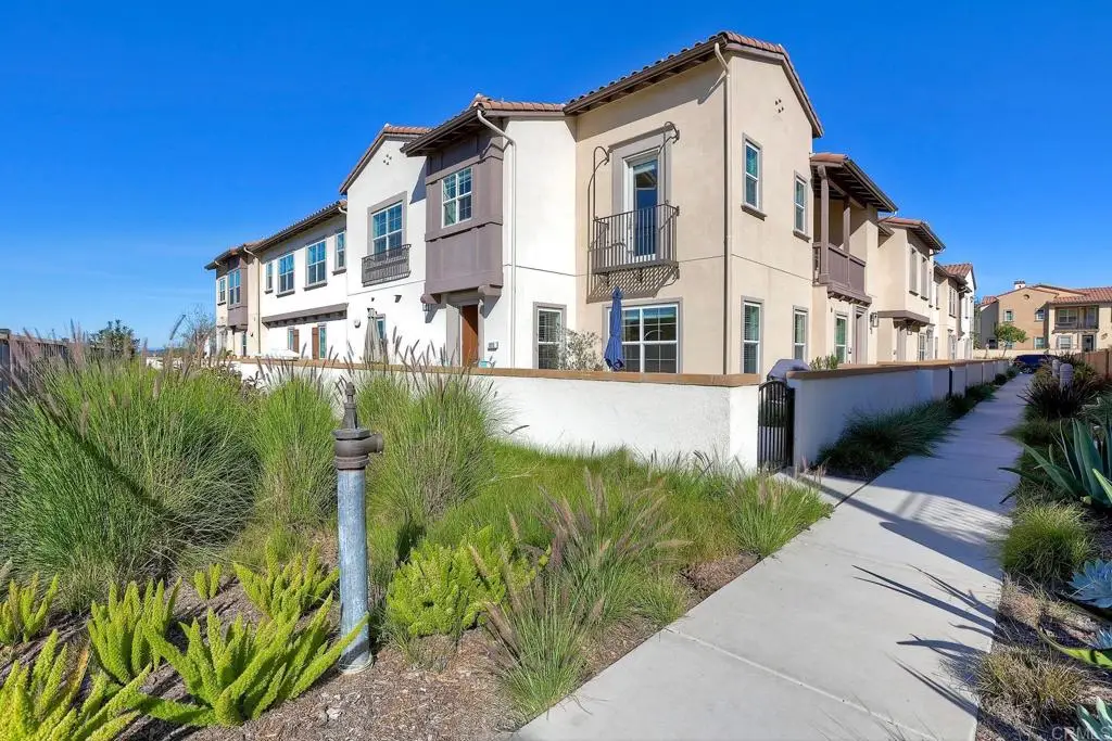 815 Blackstone Dr, San Marcos, CA 92078 - #1