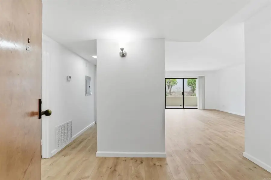 17607 Pomerado #107, San Diego, CA 92128 - Image #3