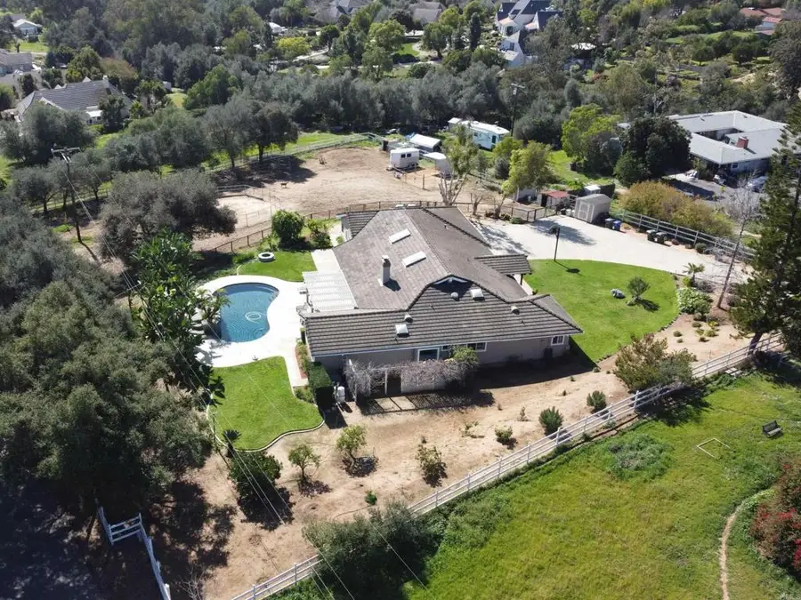 2092 Tudor Lane, Fallbrook, CA 92028 - #2