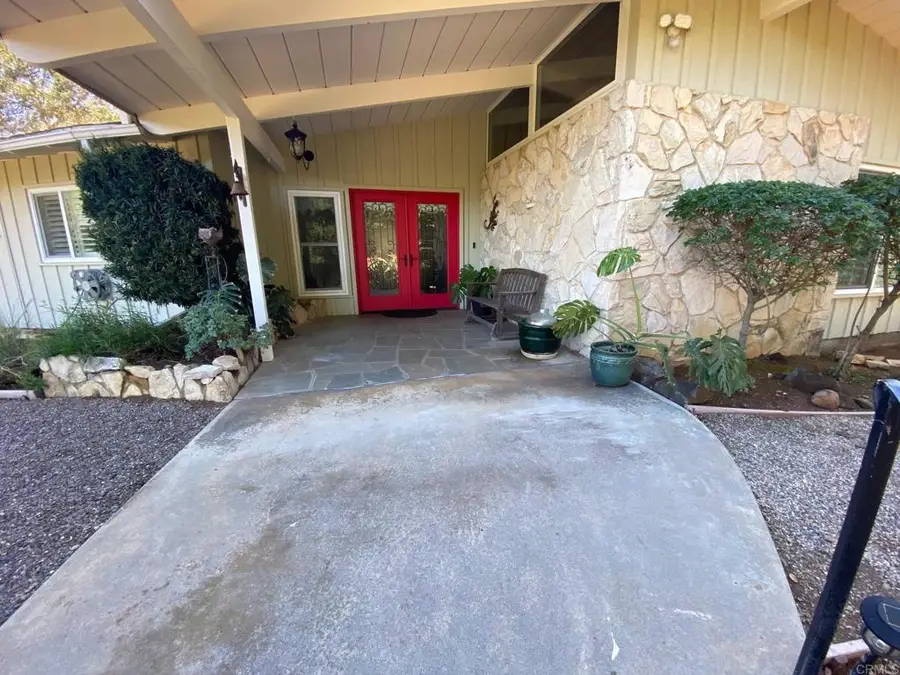 25915 Jesmond Dene Rd, Escondido, CA 92026 - #3