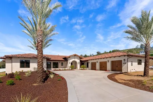 2525 Date Palm Court, Vista, CA 92084