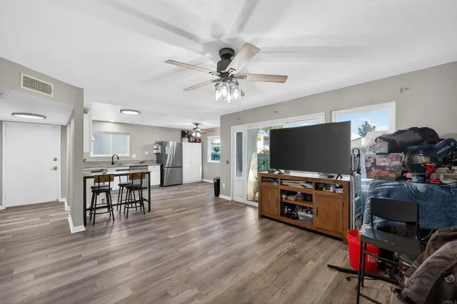 1817 E Grand Ave #11, Escondido, CA 92027 - #2