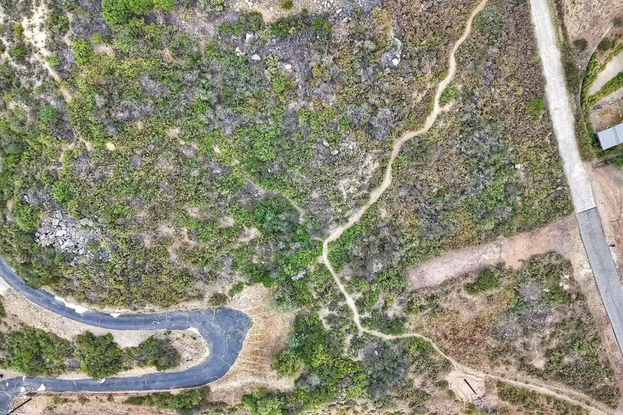 25183 Jesmond Dene Rd, Escondido, CA 92026 - #2