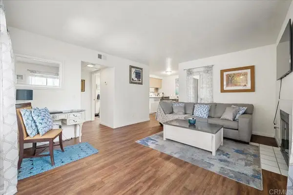 7394 Altiva Place, Carlsbad, CA 92009