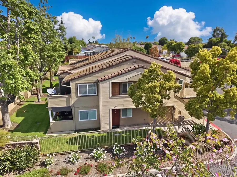 5004 Los Morros Way #2, Oceanside, CA 92057 - #2