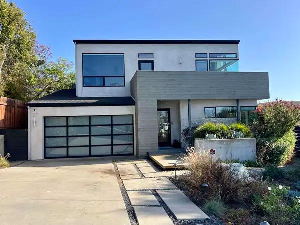 27 E E Street, Encinitas, CA 92024