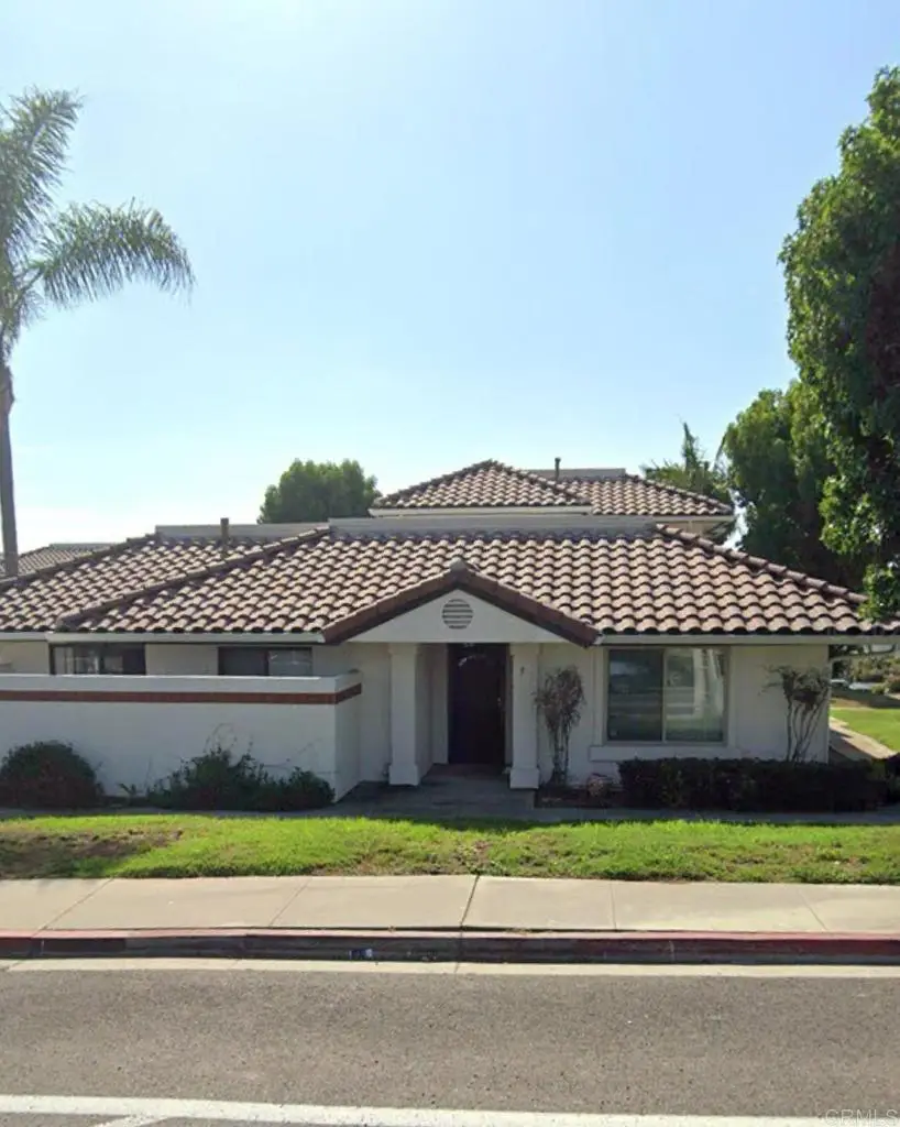 320 Grapevine Road #5, Vista, CA 92083 - #3
