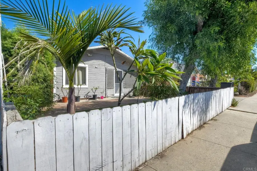 414 W 9th Ave, Escondido, CA 92025 - #3