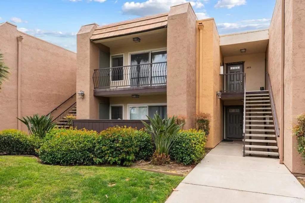 155 Avenida Descanso #202, Oceanside, CA 92057 - #1