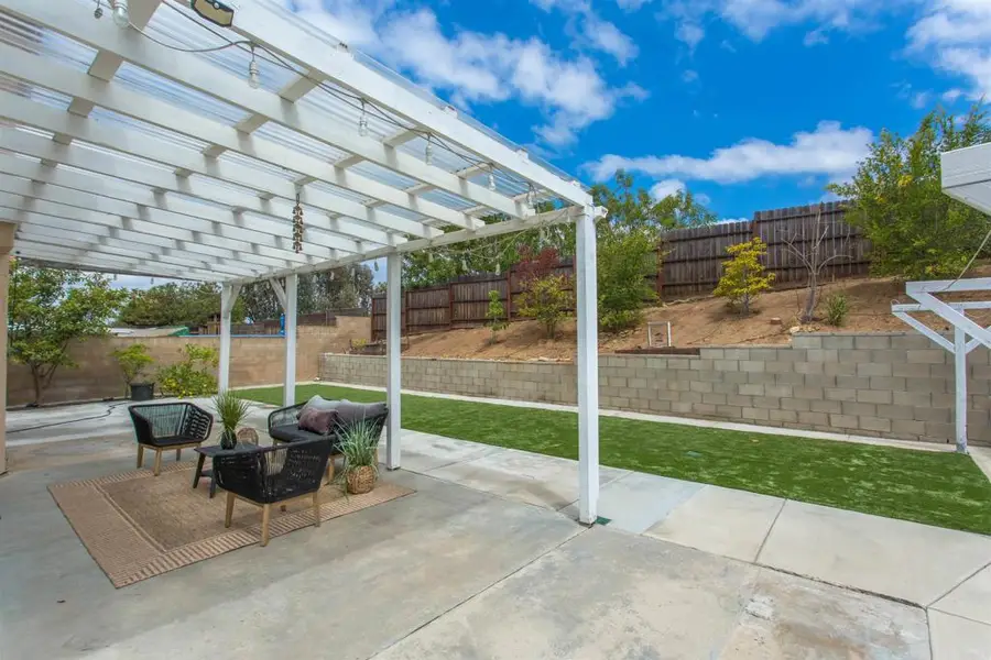 9208 Calle De Vista Oeste, San Diego, CA 92129 - #3