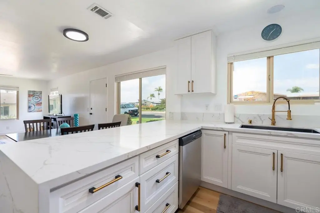 1025 Plover Way, Oceanside, CA 92057 - #1