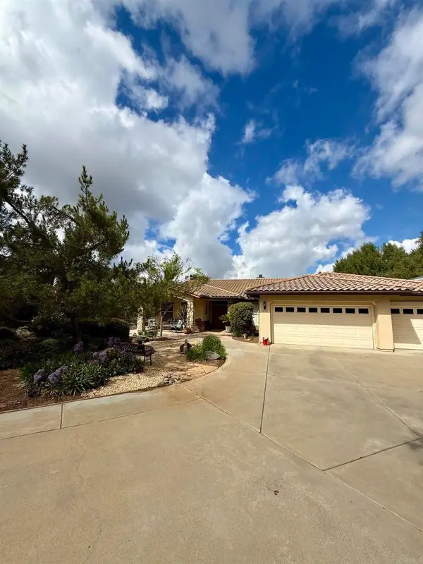 2527 Southern Oak Road, Ramona, CA 92065