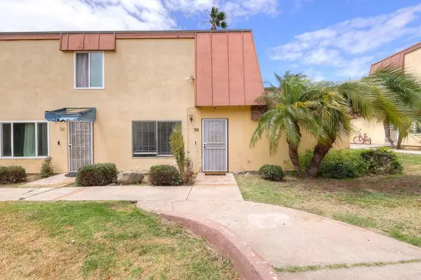 1434 Hilltop Drive #30, Chula Vista, CA 91911