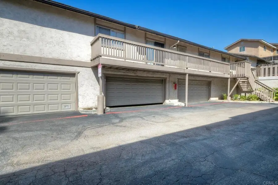 300 Washington Street #B, Vista, CA 92084 - #3
