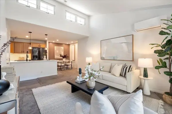 5404 Balboa Arms Dr #469, San Diego, CA 92117