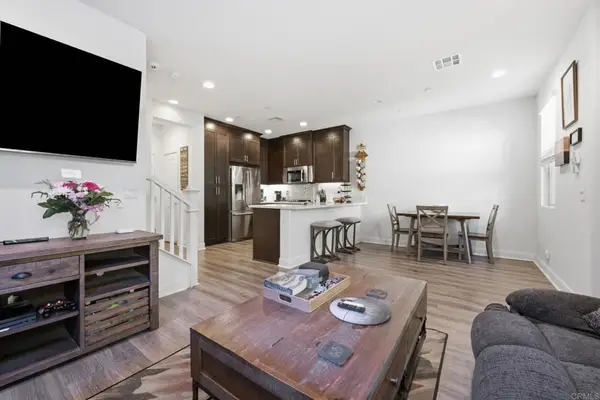 2117 Solara Lane, Vista, CA 92081